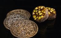 راحة الفستق ساعة وسط  Turkish Delight with pistachios (medium circle)