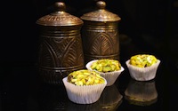 لوز وفستق بشر Mann wa salwa with pistachios & almond & cardamom